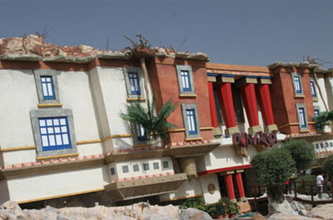 Katmandu-Villa kopfüber in Magaluf